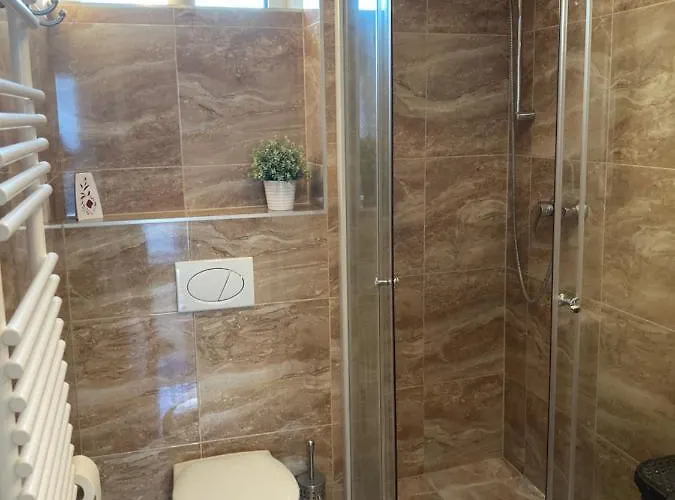 아파트 King Street Center