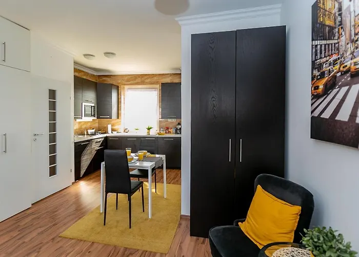 King Street Center Apartment